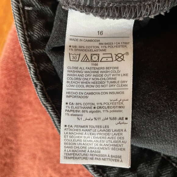 Old Navy Black and Gray Flare Wide Leg Jeans - Picture 3 of 4